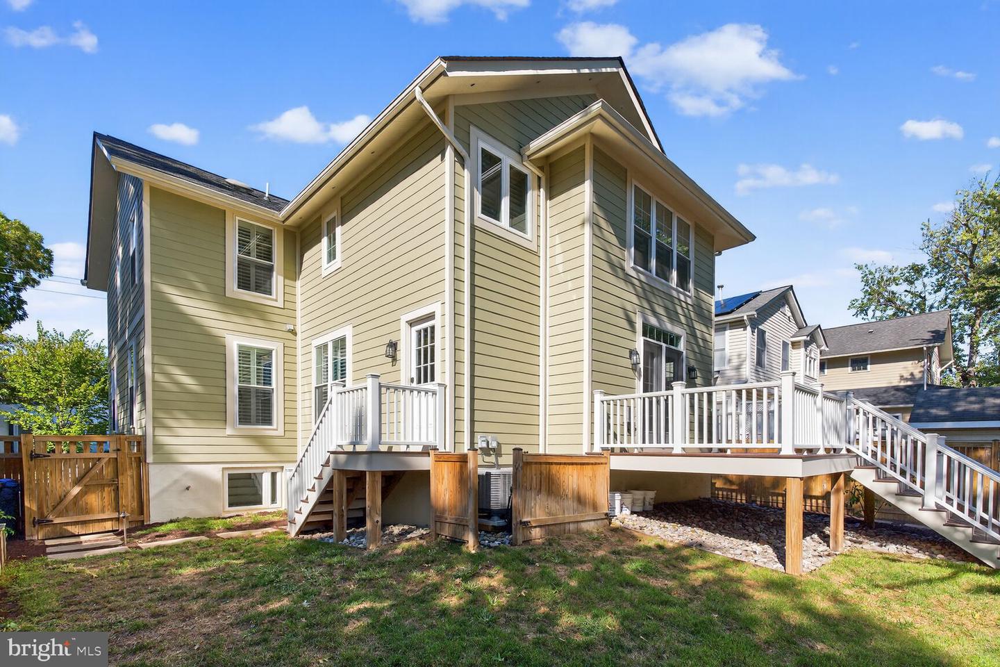 115 E SPRING ST, ALEXANDRIA, Virginia 22301, 4 Bedrooms Bedrooms, ,4 BathroomsBathrooms,Residential,For sale,115 E SPRING ST,VAAX2043086 MLS # VAAX2043086