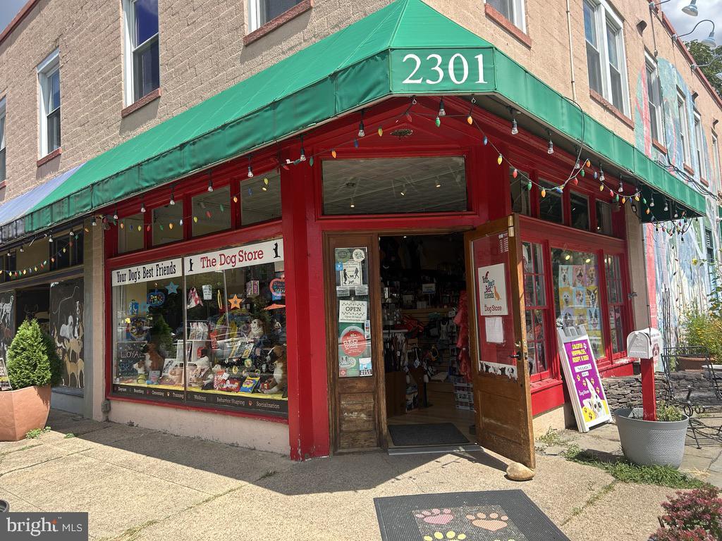 115 E SPRING ST, ALEXANDRIA, Virginia 22301, 4 Bedrooms Bedrooms, ,4 BathroomsBathrooms,Residential,For sale,115 E SPRING ST,VAAX2043086 MLS # VAAX2043086