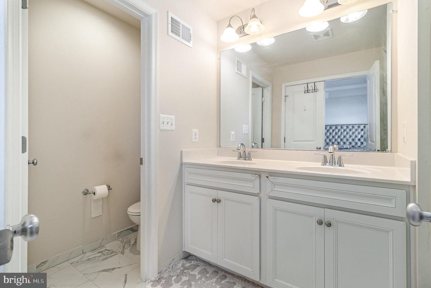 15993 MARSH PL, HAYMARKET, Virginia 20169, 3 Bedrooms Bedrooms, ,2 BathroomsBathrooms,Residential,For sale,15993 MARSH PL,VAPW2092106 MLS # VAPW2092106