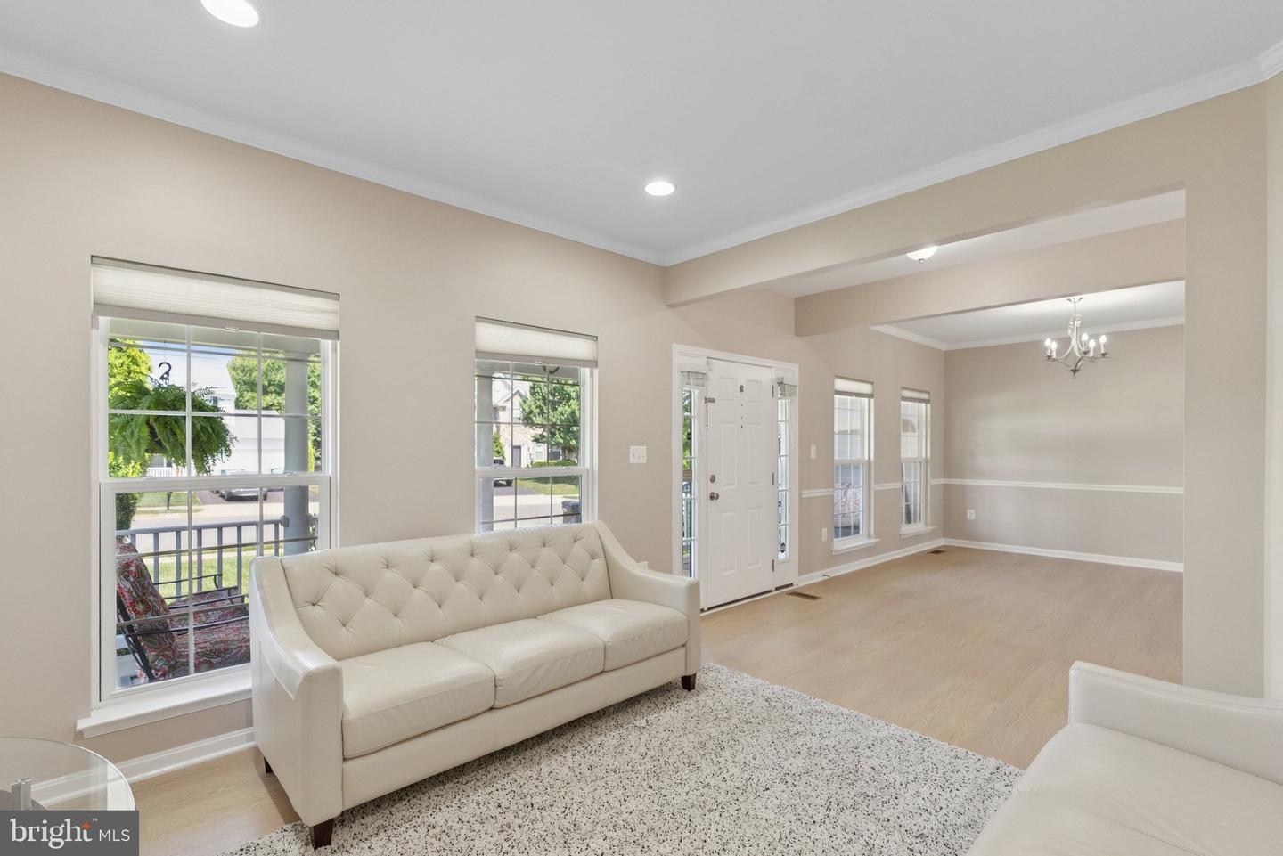 5402 LOGGERHEAD PL, WOODBRIDGE, Virginia 22193, 6 Bedrooms Bedrooms, ,5 BathroomsBathrooms,Residential,For sale,5402 LOGGERHEAD PL,VAPW2097412 MLS # VAPW2097412