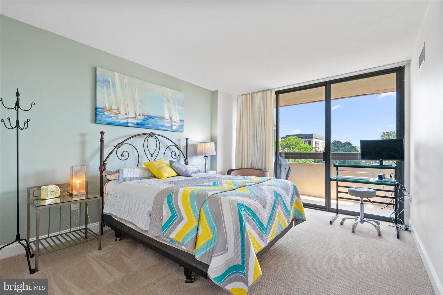 400 MADISON ST #405, ALEXANDRIA, Virginia 22314, 1 Bedroom Bedrooms, ,1 BathroomBathrooms,Residential,For sale,400 MADISON ST #405,VAAX2047186 MLS # VAAX2047186