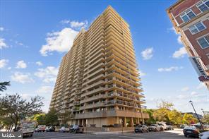 400 MADISON ST #405, ALEXANDRIA, Virginia 22314, 1 Bedroom Bedrooms, ,1 BathroomBathrooms,Residential,For sale,400 MADISON ST #405,VAAX2047186 MLS # VAAX2047186