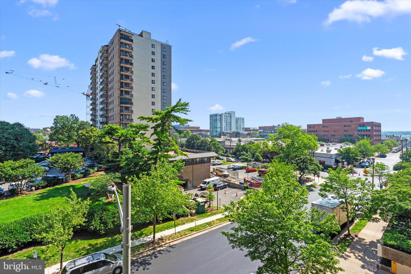 400 MADISON ST #405, ALEXANDRIA, Virginia 22314, 1 Bedroom Bedrooms, ,1 BathroomBathrooms,Residential,For sale,400 MADISON ST #405,VAAX2047186 MLS # VAAX2047186