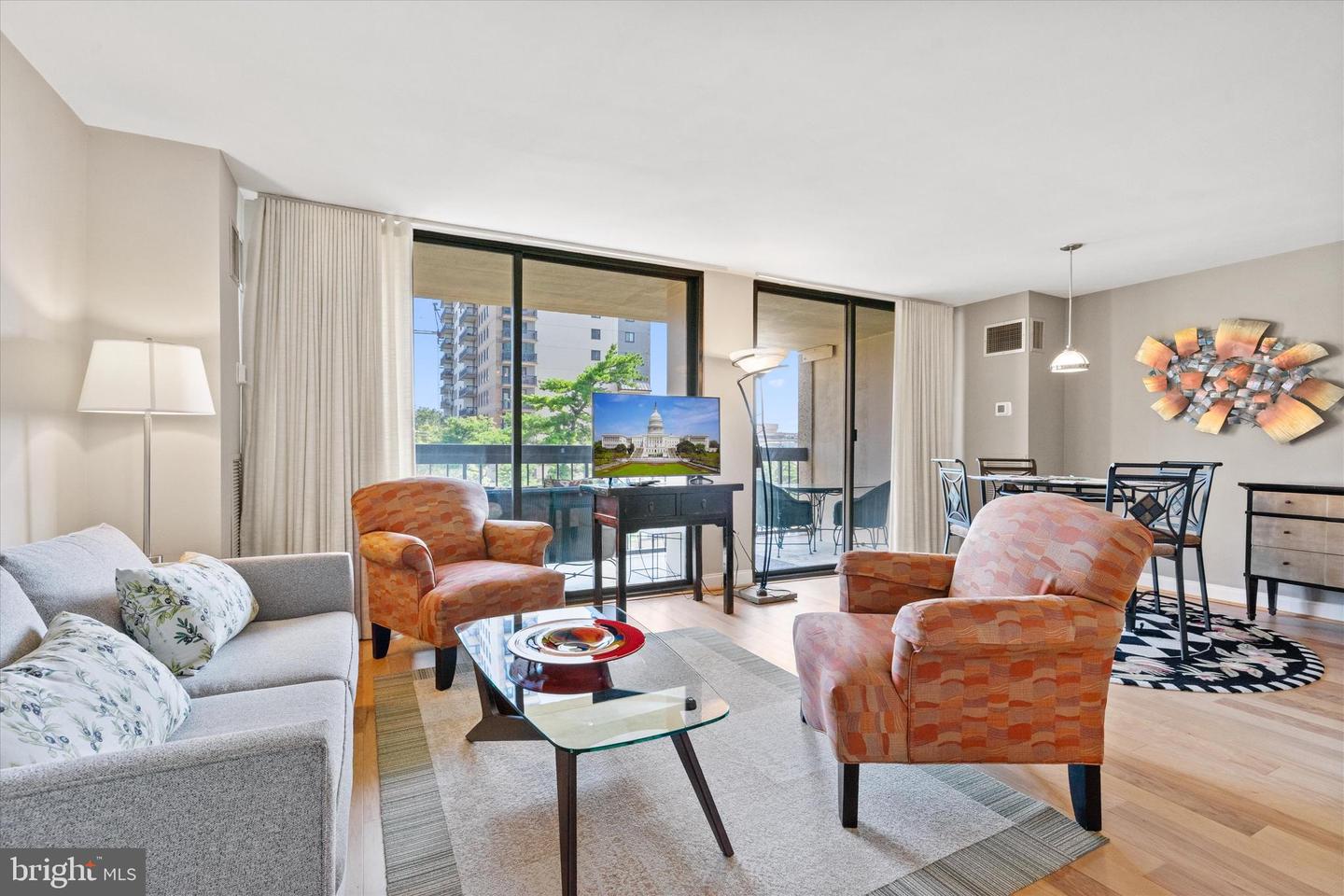 400 MADISON ST #405, ALEXANDRIA, Virginia 22314, 1 Bedroom Bedrooms, ,1 BathroomBathrooms,Residential,For sale,400 MADISON ST #405,VAAX2047186 MLS # VAAX2047186