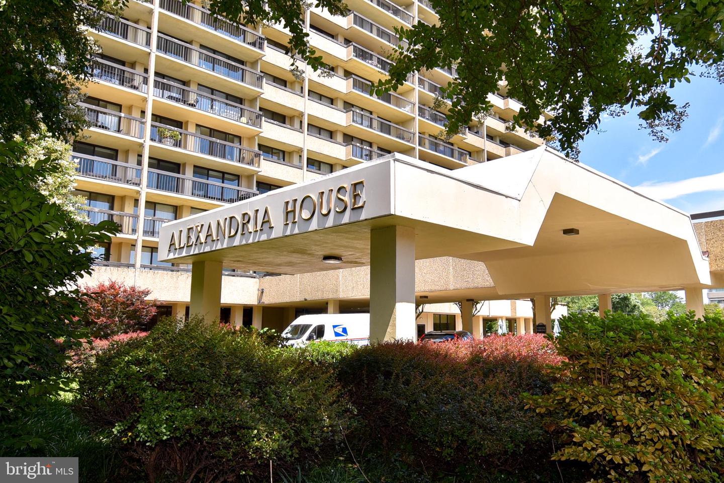 400 MADISON ST #405, ALEXANDRIA, Virginia 22314, 1 Bedroom Bedrooms, ,1 BathroomBathrooms,Residential,For sale,400 MADISON ST #405,VAAX2047186 MLS # VAAX2047186