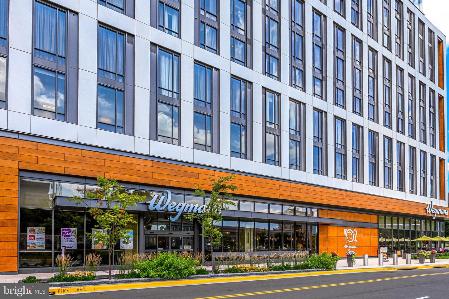 1600 SPRING GATE DR #2202, MCLEAN, Virginia 22102, 2 Bedrooms Bedrooms, ,2 BathroomsBathrooms,Residential,For sale,1600 SPRING GATE DR #2202,VAFX2256814 MLS # VAFX2256814