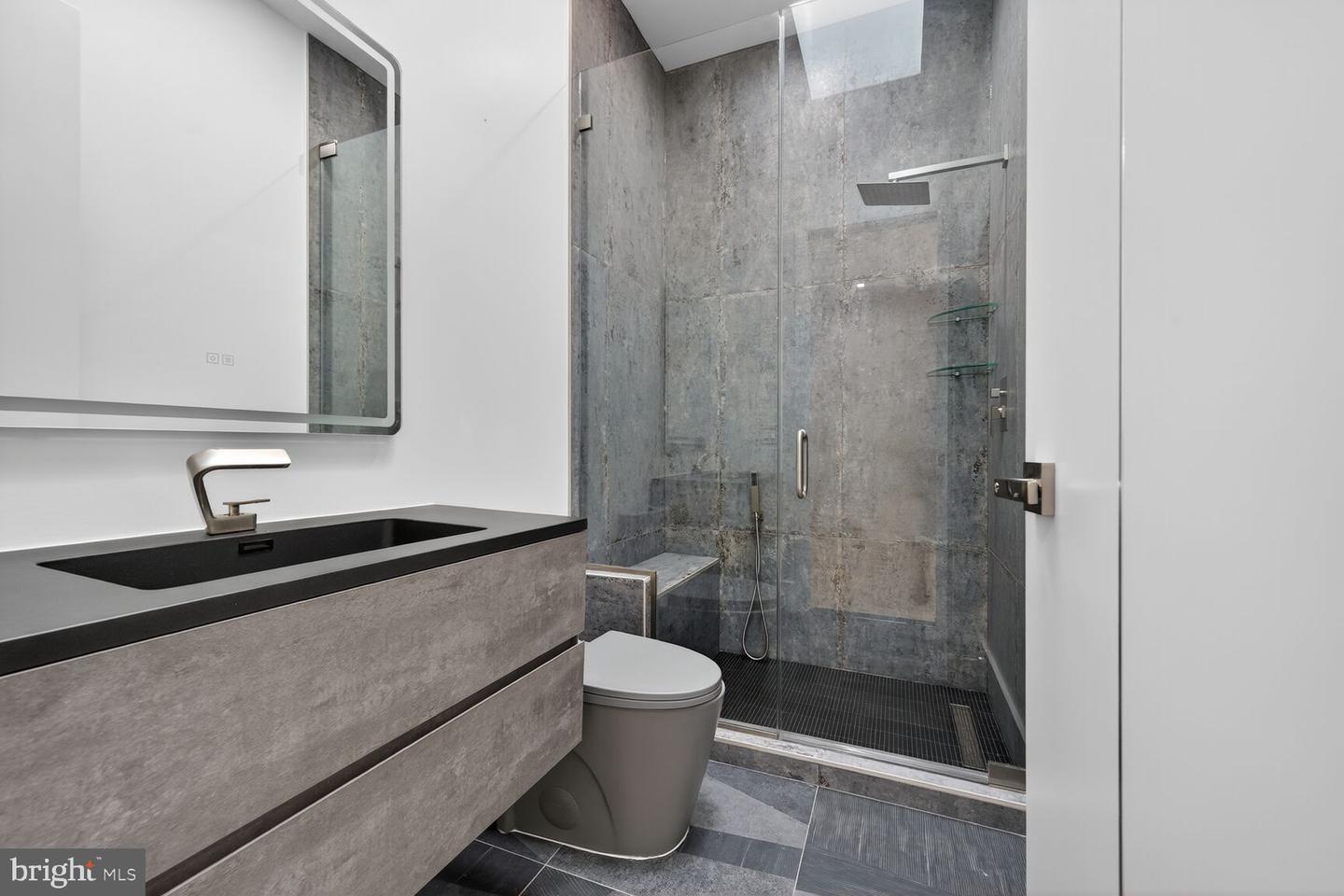 4509 FOXHALL CRES NW, WASHINGTON, District Of Columbia 20007, 5 Bedrooms Bedrooms, ,6 BathroomsBathrooms,Residential,For sale,4509 FOXHALL CRES NW,DCDC2213036 MLS # DCDC2213036