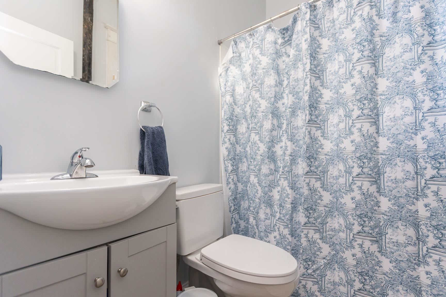 484 VIRGINIA AVE, HARRISONBURG, Virginia 22801, 4 Bedrooms Bedrooms, ,2 BathroomsBathrooms,Residential,484 VIRGINIA AVE,668842 MLS # 668842