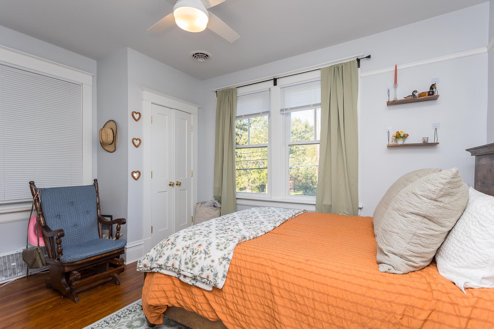 484 VIRGINIA AVE, HARRISONBURG, Virginia 22801, 4 Bedrooms Bedrooms, ,2 BathroomsBathrooms,Residential,484 VIRGINIA AVE,668842 MLS # 668842