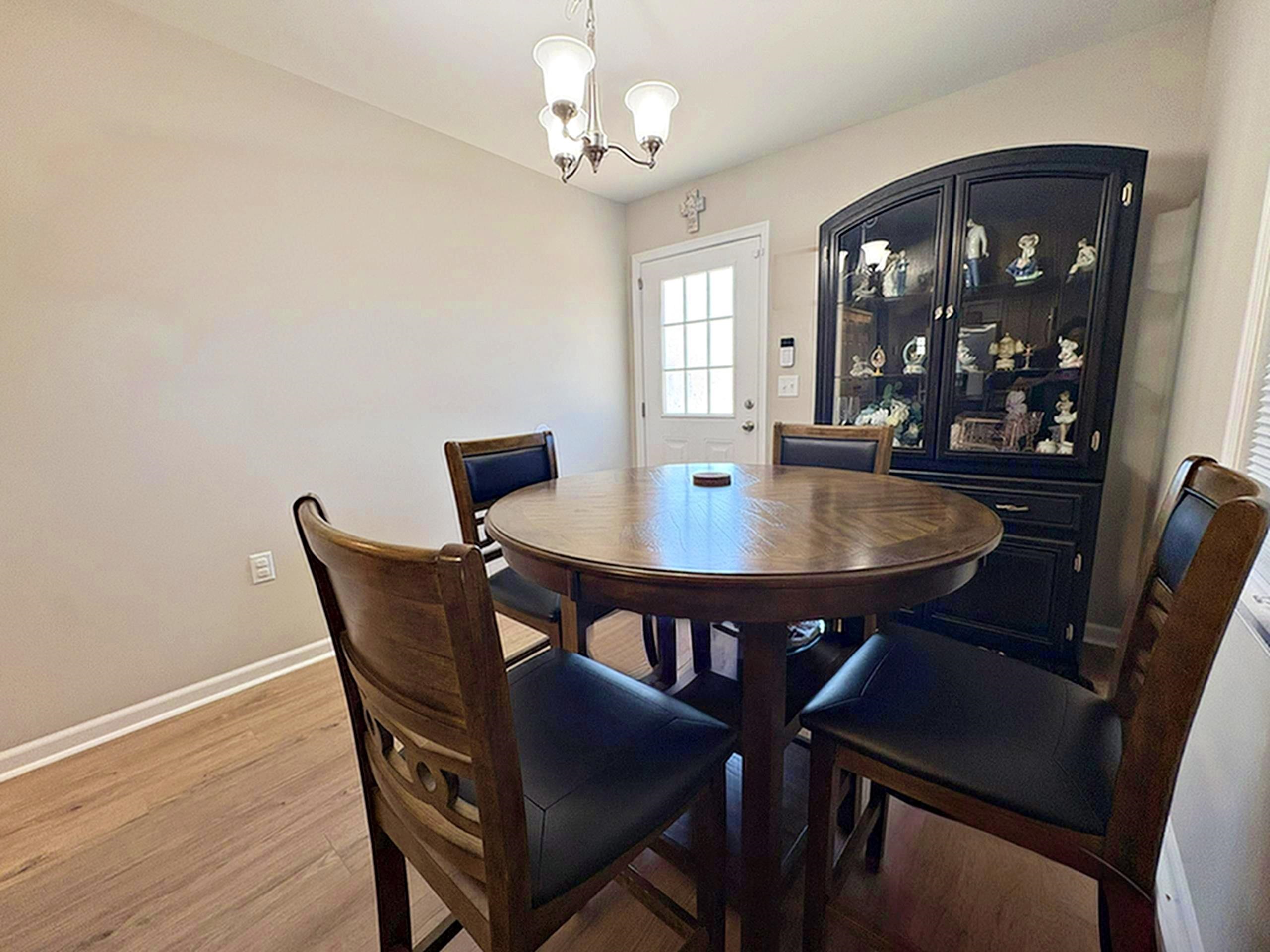 601 N BAYARD AVE, WAYNESBORO, Virginia 22980, 3 Bedrooms Bedrooms, ,2 BathroomsBathrooms,Residential,601 N Bayard Avenue,601 N BAYARD AVE,668843 MLS # 668843 601 N BAYARD AVE, WAYNESBORO, Virginia 22980, 3 Bedrooms Bedrooms, ,2 BathroomsBathrooms,Residential,601 N Bayard Avenue,601 N BAYARD AVE,668843 MLS # 668843