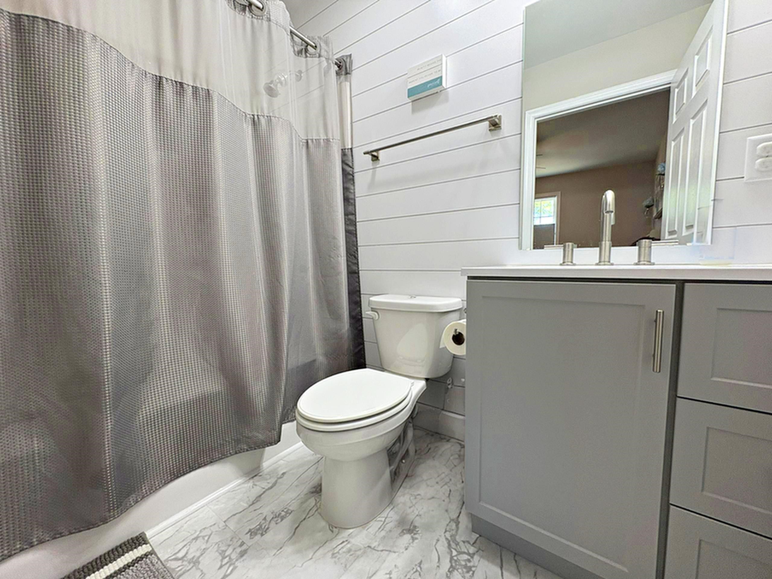 601 N BAYARD AVE, WAYNESBORO, Virginia 22980, 3 Bedrooms Bedrooms, ,2 BathroomsBathrooms,Residential,601 N Bayard Avenue,601 N BAYARD AVE,668843 MLS # 668843 601 N BAYARD AVE, WAYNESBORO, Virginia 22980, 3 Bedrooms Bedrooms, ,2 BathroomsBathrooms,Residential,601 N Bayard Avenue,601 N BAYARD AVE,668843 MLS # 668843