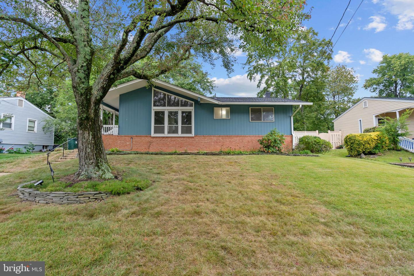 6024 FRONTIER DR, SPRINGFIELD, Virginia 22150, 3 Bedrooms Bedrooms, ,2 BathroomsBathrooms,Residential,For sale,6024 FRONTIER DR,VAFX2259894 MLS # VAFX2259894