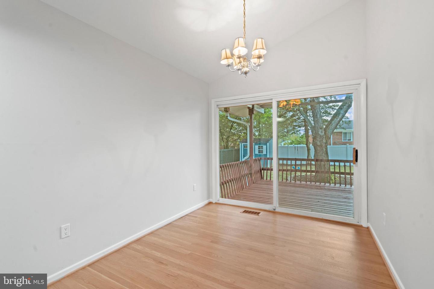 6024 FRONTIER DR, SPRINGFIELD, Virginia 22150, 3 Bedrooms Bedrooms, ,2 BathroomsBathrooms,Residential,For sale,6024 FRONTIER DR,VAFX2259894 MLS # VAFX2259894