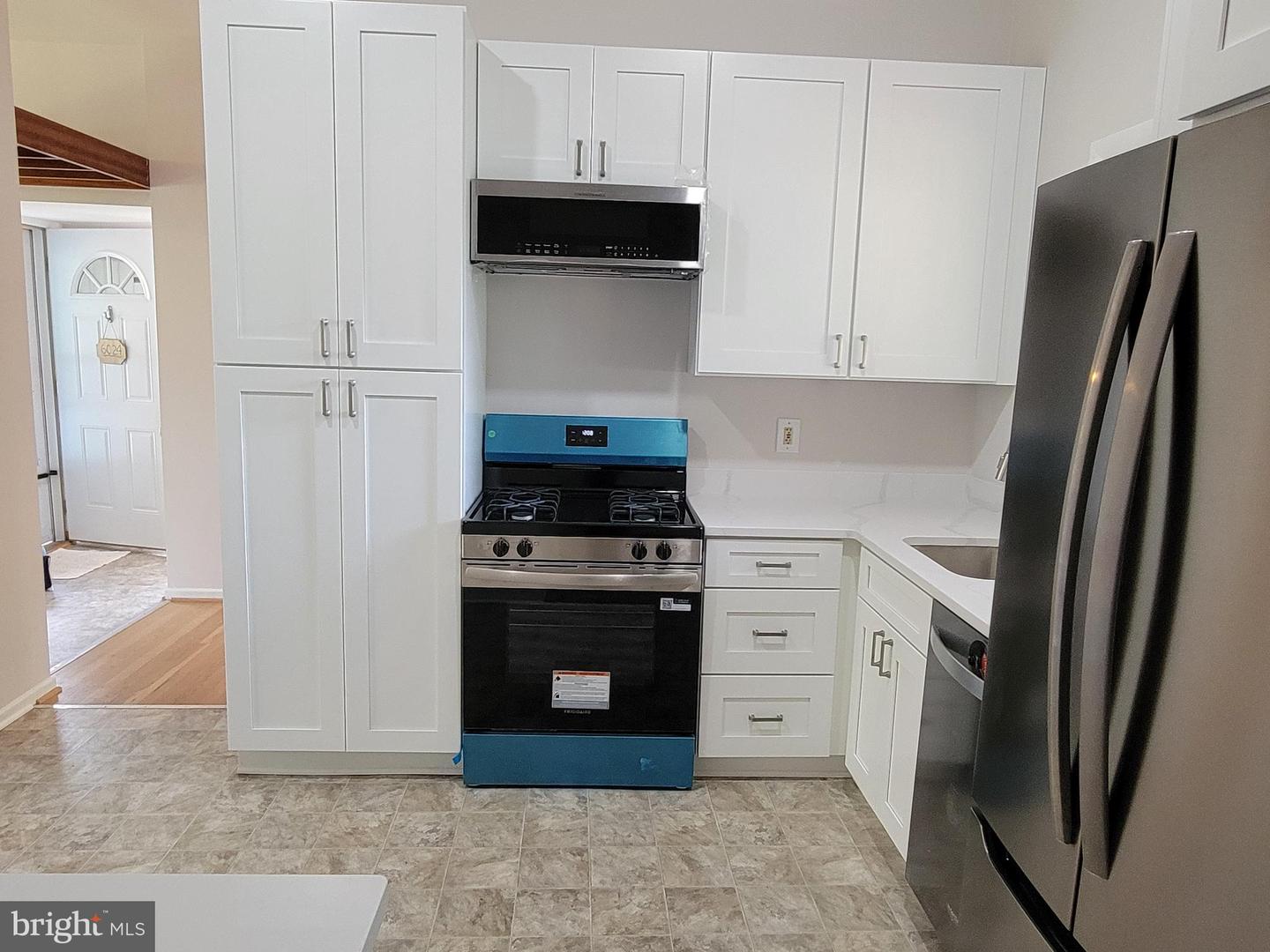 6024 FRONTIER DR, SPRINGFIELD, Virginia 22150, 3 Bedrooms Bedrooms, ,2 BathroomsBathrooms,Residential,For sale,6024 FRONTIER DR,VAFX2259894 MLS # VAFX2259894