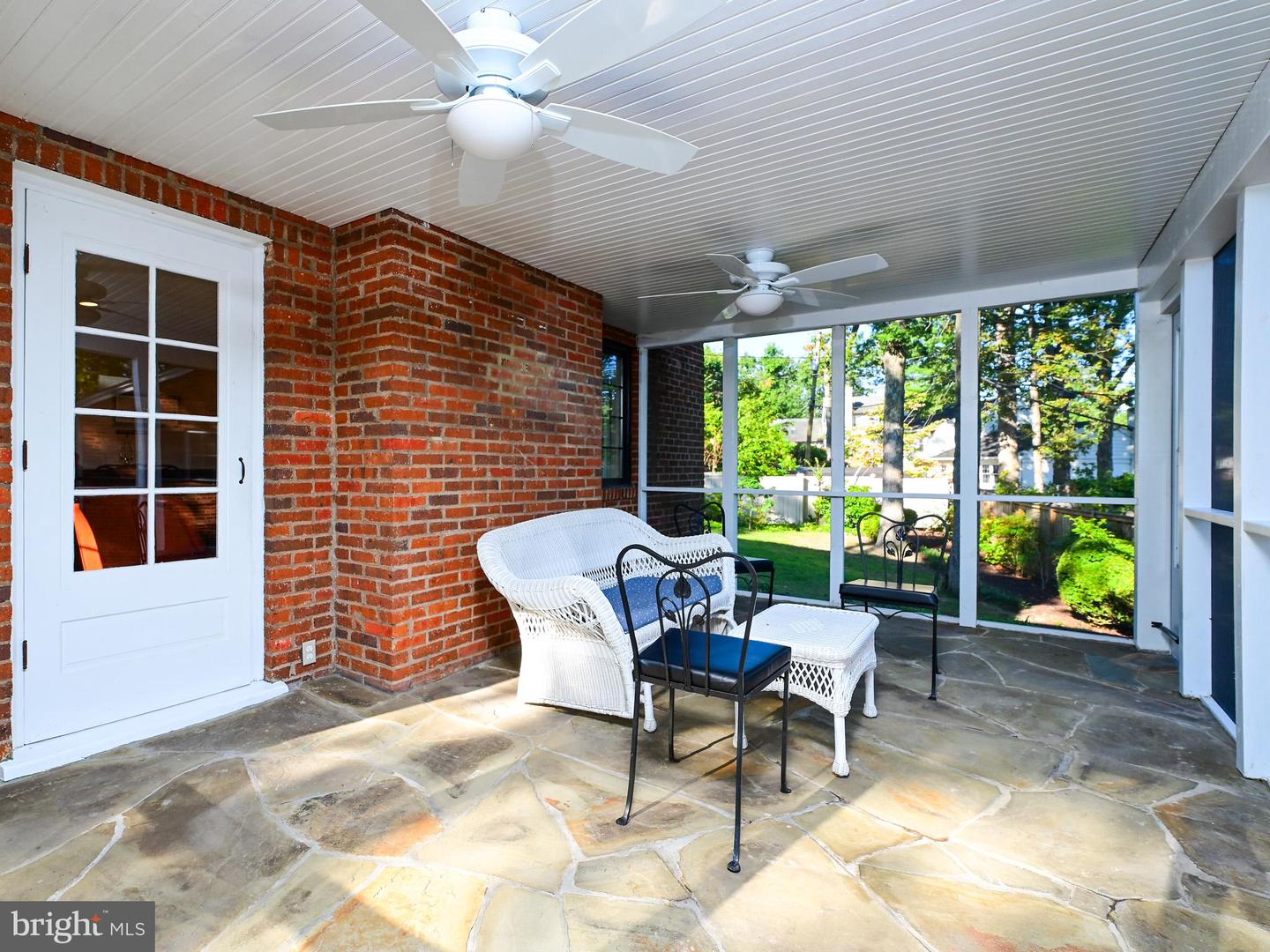 601 N OVERLOOK DR, ALEXANDRIA, Virginia 22305, 3 Bedrooms Bedrooms, 14 Rooms Rooms,2 BathroomsBathrooms,Residential,For sale,601 N OVERLOOK DR,VAAX2048568 MLS # VAAX2048568