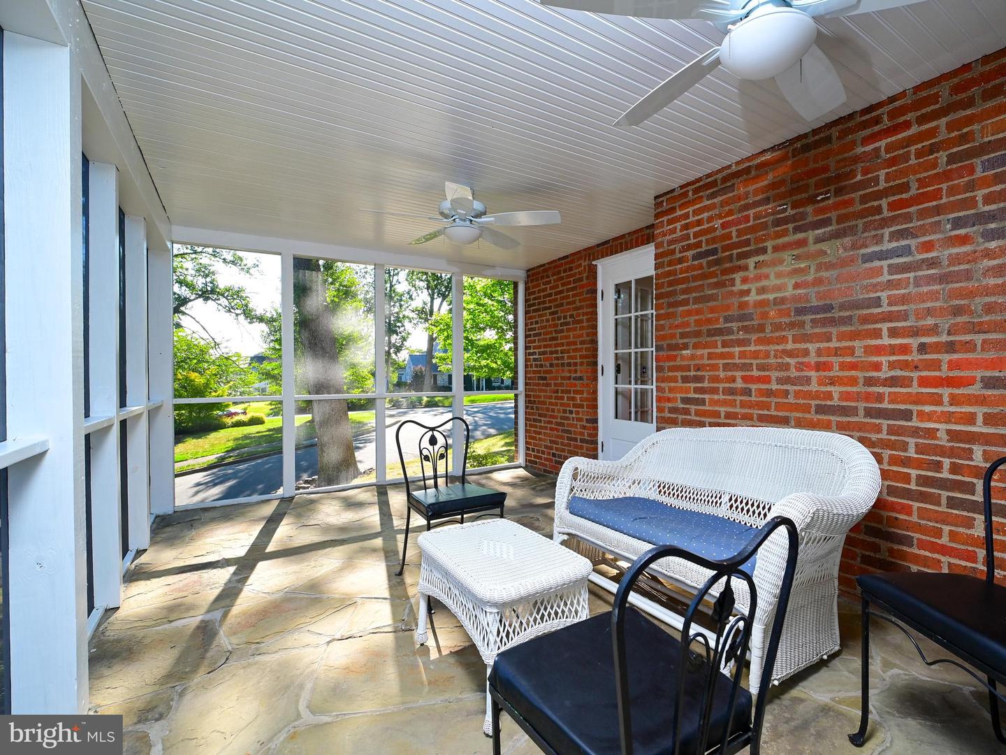601 N OVERLOOK DR, ALEXANDRIA, Virginia 22305, 3 Bedrooms Bedrooms, 14 Rooms Rooms,2 BathroomsBathrooms,Residential,For sale,601 N OVERLOOK DR,VAAX2048568 MLS # VAAX2048568