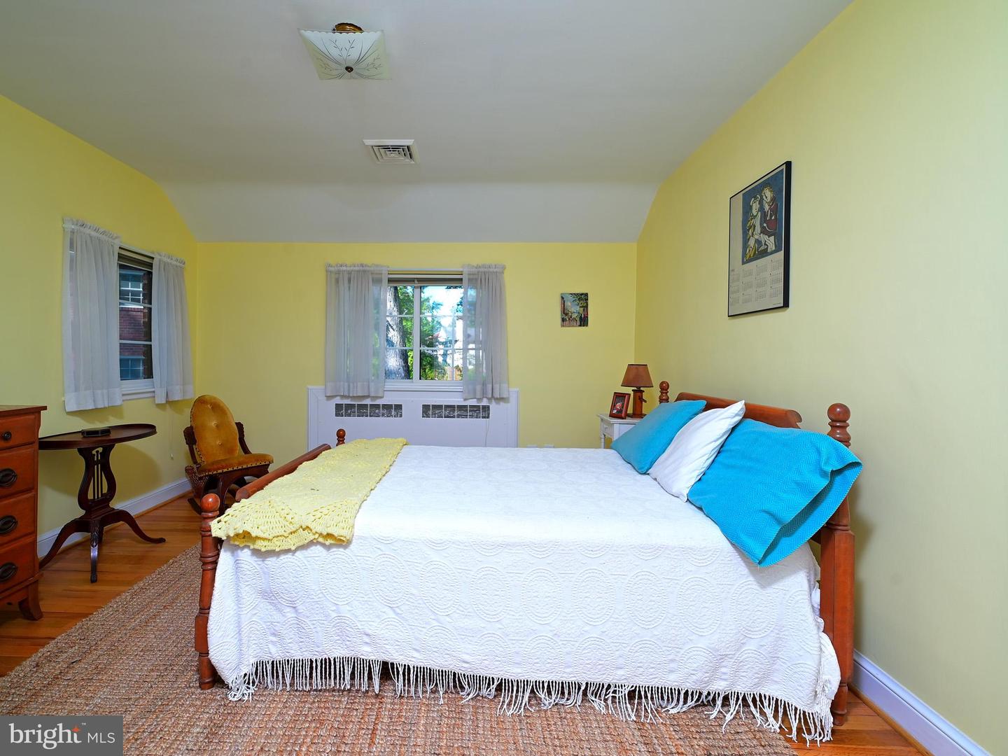 601 N OVERLOOK DR, ALEXANDRIA, Virginia 22305, 3 Bedrooms Bedrooms, 14 Rooms Rooms,2 BathroomsBathrooms,Residential,For sale,601 N OVERLOOK DR,VAAX2048568 MLS # VAAX2048568