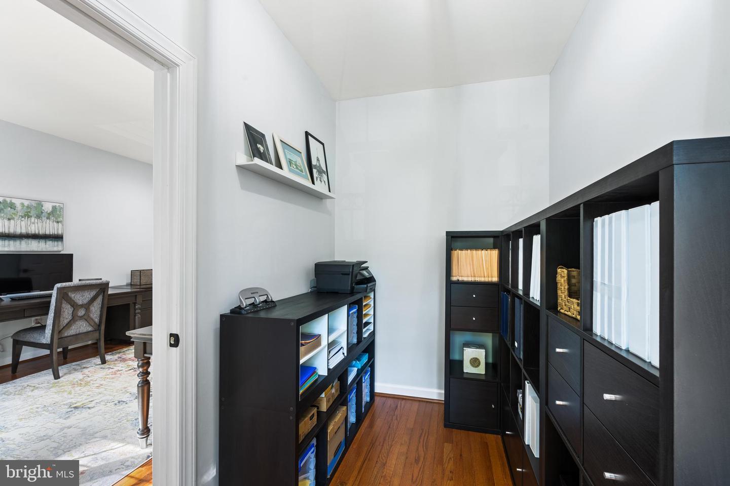 3830 FARRCROFT DR, FAIRFAX, Virginia 22030, 3 Bedrooms Bedrooms, ,4 BathroomsBathrooms,Residential,For sale,3830 FARRCROFT DR,VAFC2006802 MLS # VAFC2006802
