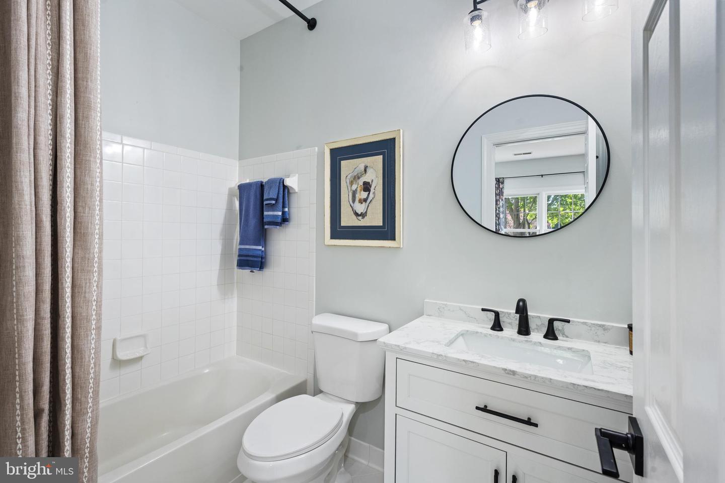 3830 FARRCROFT DR, FAIRFAX, Virginia 22030, 3 Bedrooms Bedrooms, ,4 BathroomsBathrooms,Residential,For sale,3830 FARRCROFT DR,VAFC2006802 MLS # VAFC2006802