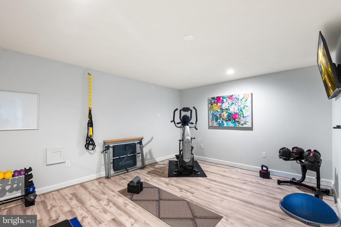 3830 FARRCROFT DR, FAIRFAX, Virginia 22030, 3 Bedrooms Bedrooms, ,4 BathroomsBathrooms,Residential,For sale,3830 FARRCROFT DR,VAFC2006802 MLS # VAFC2006802