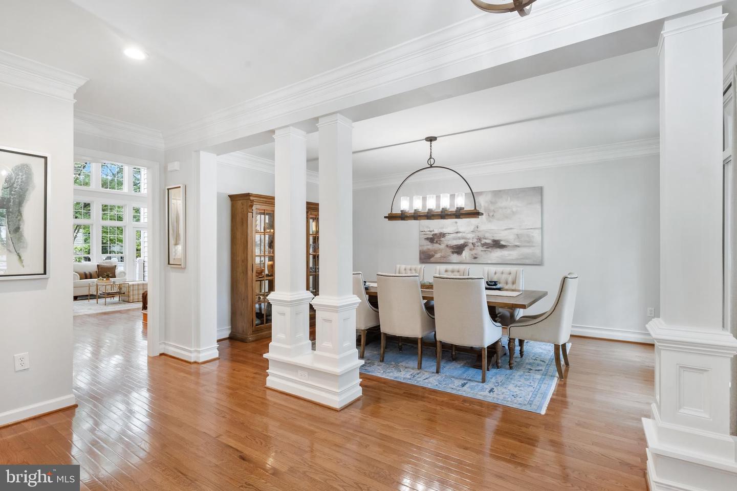 3830 FARRCROFT DR, FAIRFAX, Virginia 22030, 3 Bedrooms Bedrooms, ,4 BathroomsBathrooms,Residential,For sale,3830 FARRCROFT DR,VAFC2006802 MLS # VAFC2006802
