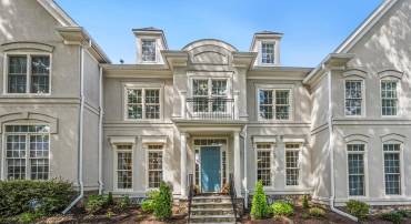 3830 FARRCROFT DR, FAIRFAX, Virginia 22030, 3 Bedrooms Bedrooms, ,4 BathroomsBathrooms,Residential,For sale,3830 FARRCROFT DR,VAFC2006802 MLS # VAFC2006802