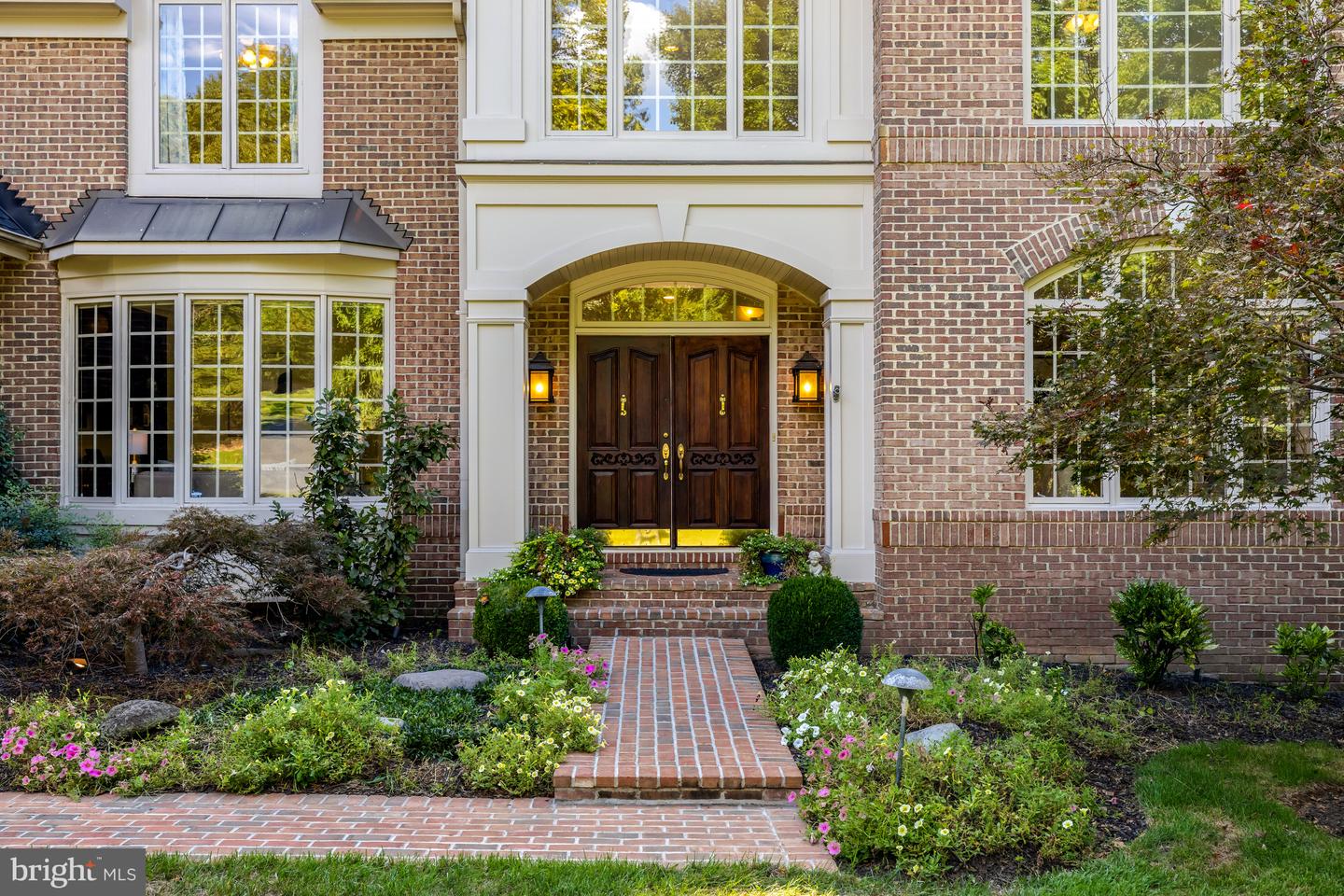 1834 ELGIN DR, VIENNA, Virginia 22182, 5 Bedrooms Bedrooms, 10 Rooms Rooms,4 BathroomsBathrooms,Residential,For sale,1834 ELGIN DR,VAFX2261882 MLS # VAFX2261882