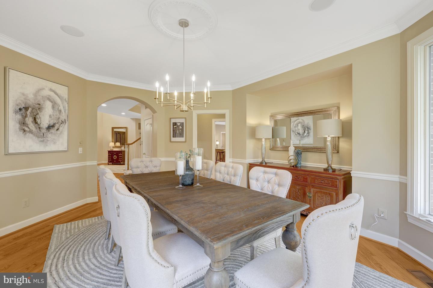1834 ELGIN DR, VIENNA, Virginia 22182, 5 Bedrooms Bedrooms, 10 Rooms Rooms,4 BathroomsBathrooms,Residential,For sale,1834 ELGIN DR,VAFX2261882 MLS # VAFX2261882