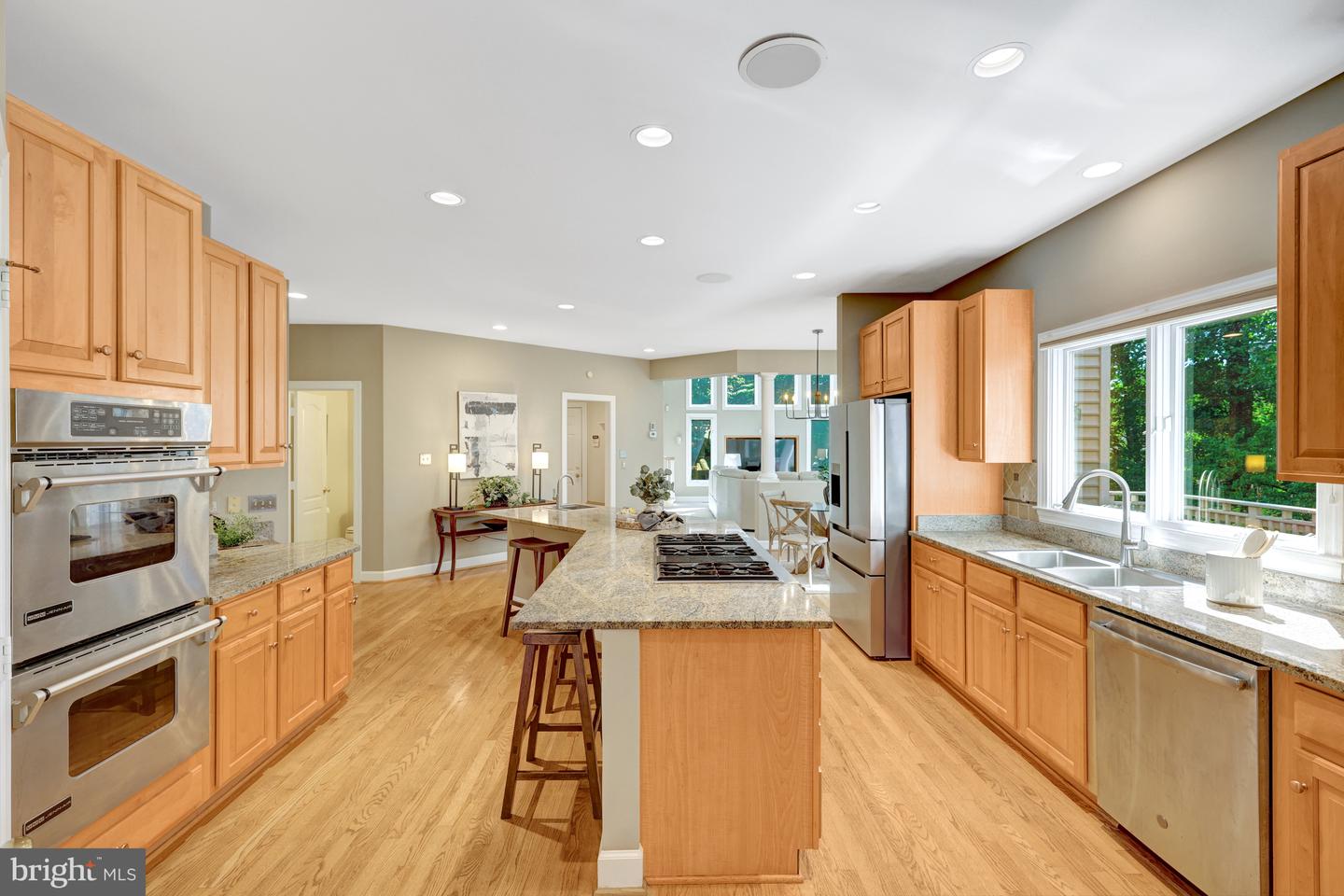 1834 ELGIN DR, VIENNA, Virginia 22182, 5 Bedrooms Bedrooms, 10 Rooms Rooms,4 BathroomsBathrooms,Residential,For sale,1834 ELGIN DR,VAFX2261882 MLS # VAFX2261882