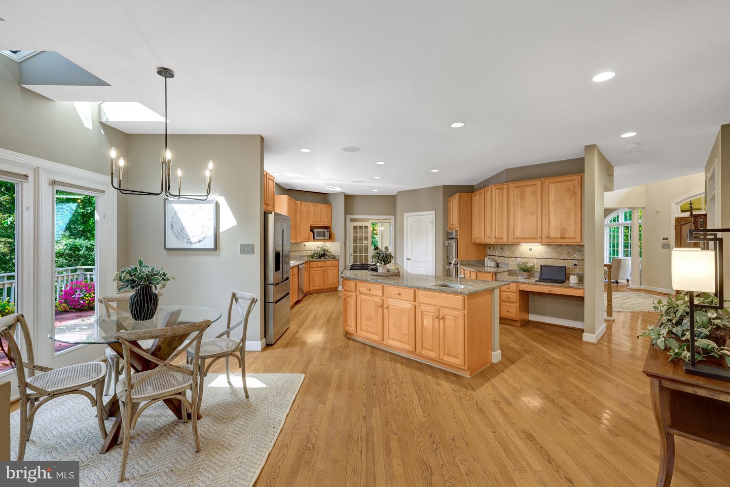 1834 ELGIN DR, VIENNA, Virginia 22182, 5 Bedrooms Bedrooms, 10 Rooms Rooms,4 BathroomsBathrooms,Residential,For sale,1834 ELGIN DR,VAFX2261882 MLS # VAFX2261882