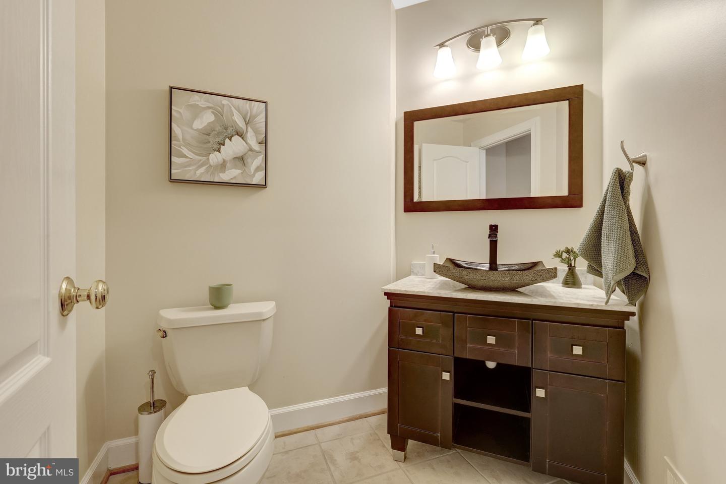 1834 ELGIN DR, VIENNA, Virginia 22182, 5 Bedrooms Bedrooms, 10 Rooms Rooms,4 BathroomsBathrooms,Residential,For sale,1834 ELGIN DR,VAFX2261882 MLS # VAFX2261882