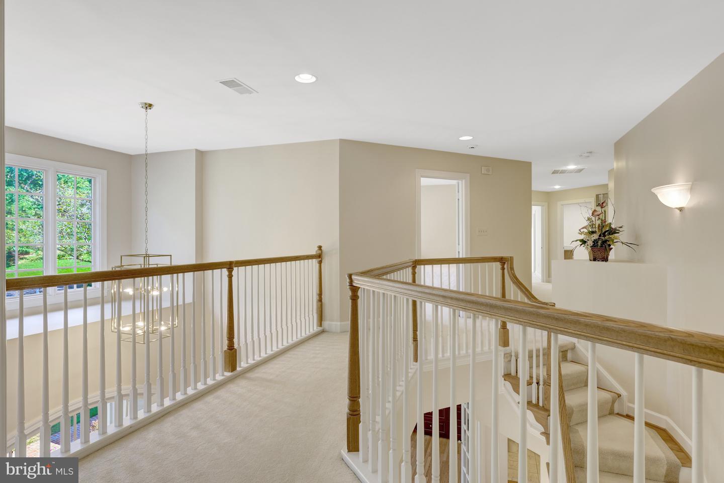 1834 ELGIN DR, VIENNA, Virginia 22182, 5 Bedrooms Bedrooms, 10 Rooms Rooms,4 BathroomsBathrooms,Residential,For sale,1834 ELGIN DR,VAFX2261882 MLS # VAFX2261882