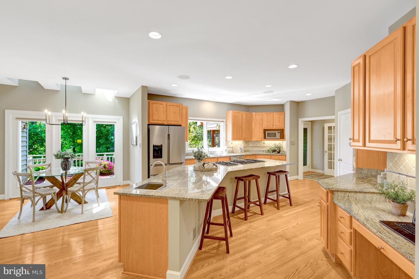 1834 ELGIN DR, VIENNA, Virginia 22182, 5 Bedrooms Bedrooms, 10 Rooms Rooms,4 BathroomsBathrooms,Residential,For sale,1834 ELGIN DR,VAFX2261882 MLS # VAFX2261882