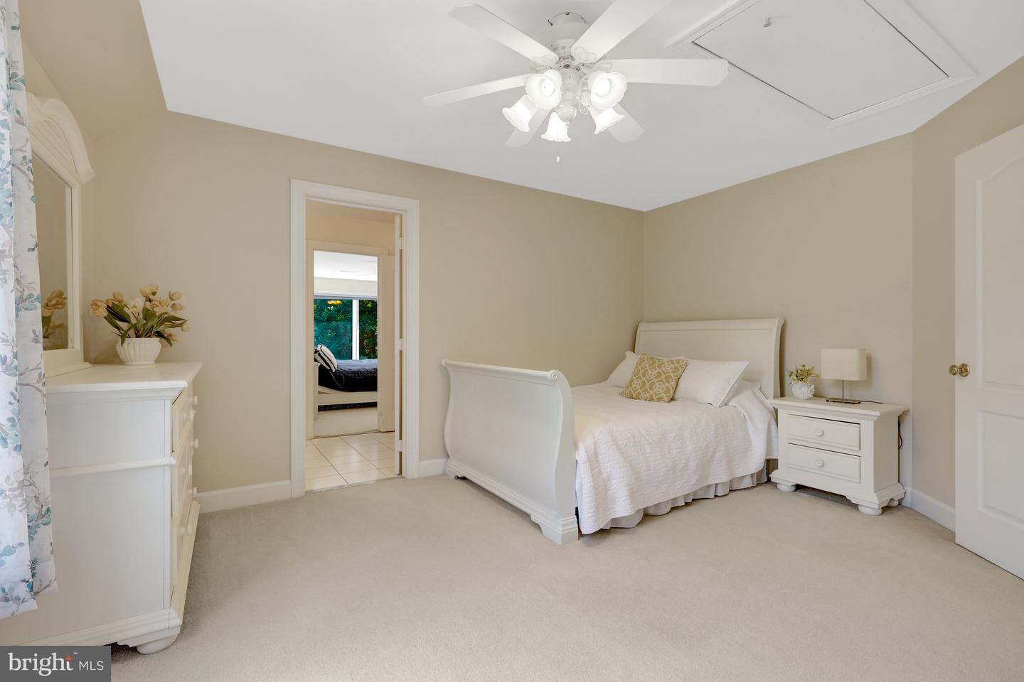 1834 ELGIN DR, VIENNA, Virginia 22182, 5 Bedrooms Bedrooms, 10 Rooms Rooms,4 BathroomsBathrooms,Residential,For sale,1834 ELGIN DR,VAFX2261882 MLS # VAFX2261882