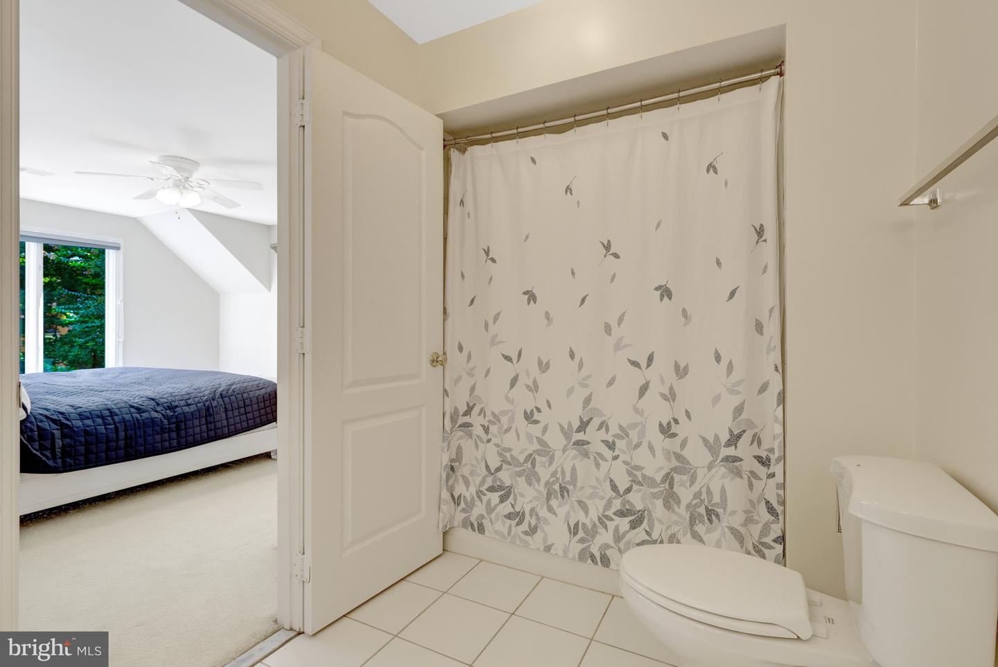 1834 ELGIN DR, VIENNA, Virginia 22182, 5 Bedrooms Bedrooms, 10 Rooms Rooms,4 BathroomsBathrooms,Residential,For sale,1834 ELGIN DR,VAFX2261882 MLS # VAFX2261882