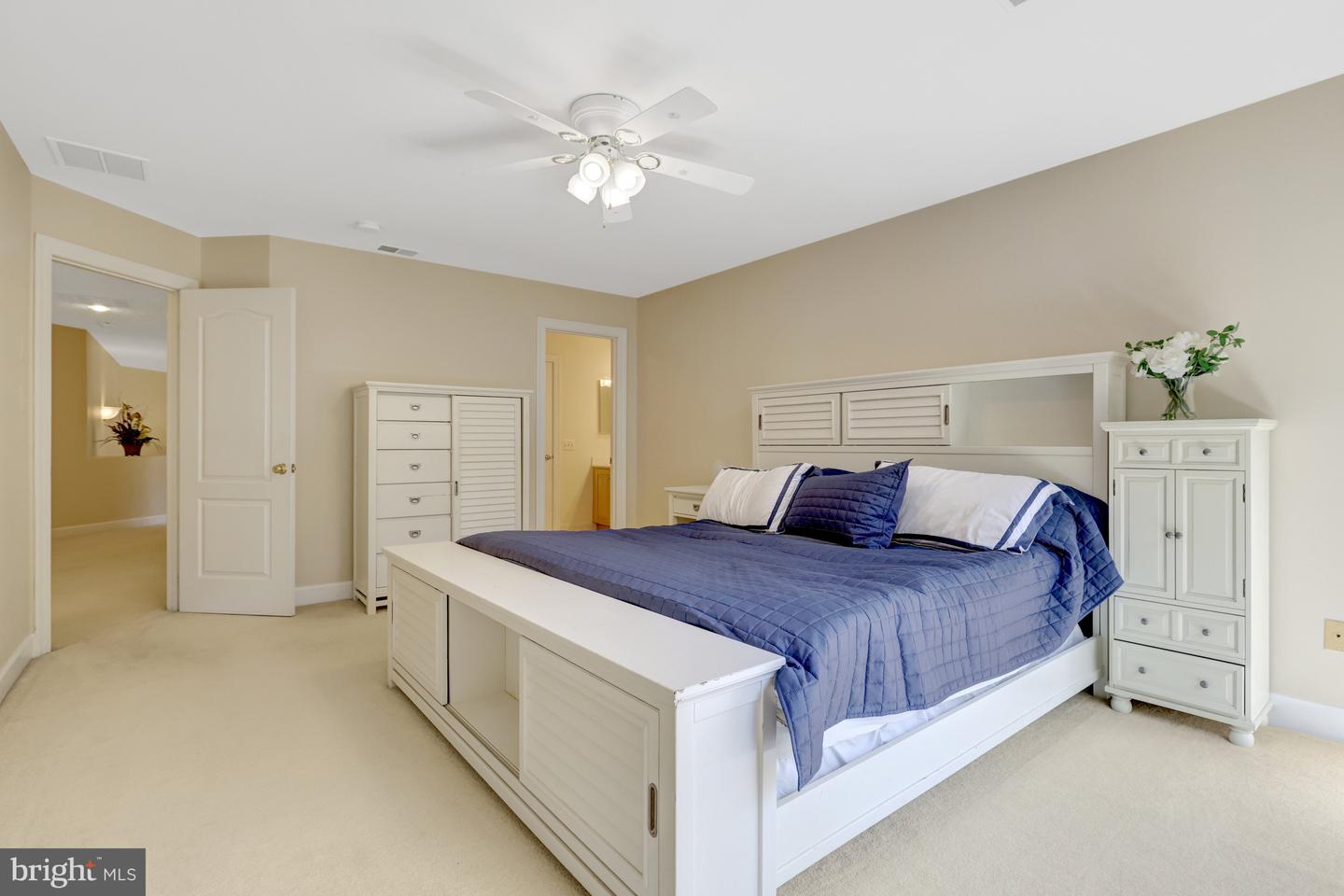 1834 ELGIN DR, VIENNA, Virginia 22182, 5 Bedrooms Bedrooms, 10 Rooms Rooms,4 BathroomsBathrooms,Residential,For sale,1834 ELGIN DR,VAFX2261882 MLS # VAFX2261882