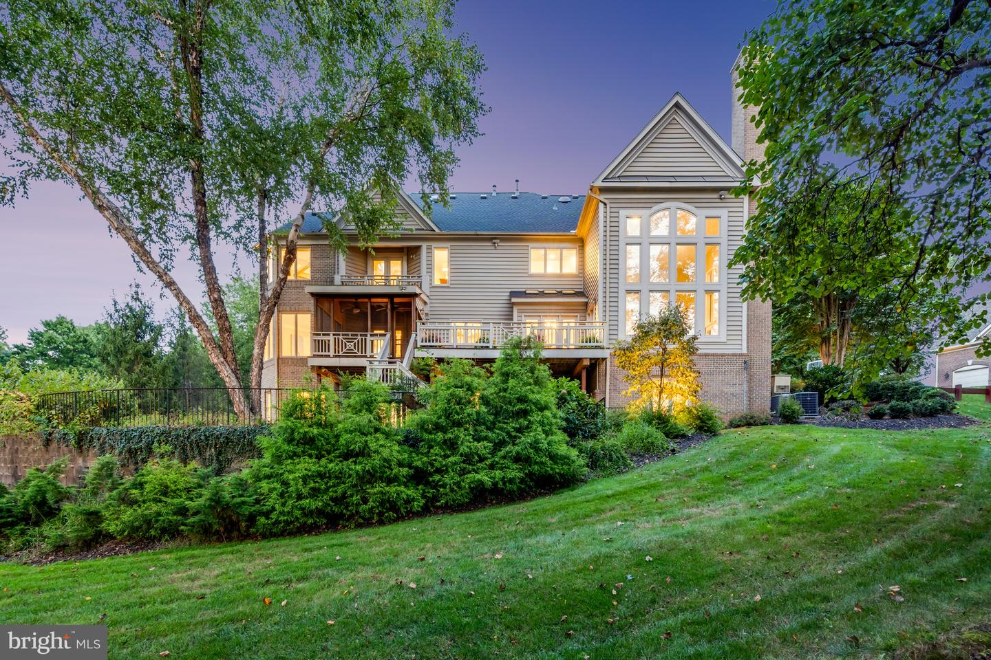 1834 ELGIN DR, VIENNA, Virginia 22182, 5 Bedrooms Bedrooms, 10 Rooms Rooms,4 BathroomsBathrooms,Residential,For sale,1834 ELGIN DR,VAFX2261882 MLS # VAFX2261882