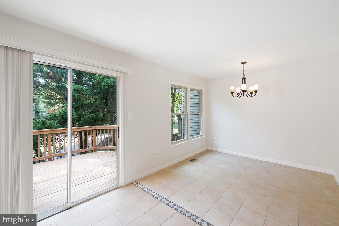 5321 BUXTON CT, ALEXANDRIA, Virginia 22315, 3 Bedrooms Bedrooms, ,3 BathroomsBathrooms,Residential,For sale,5321 BUXTON CT,VAFX2261930 MLS # VAFX2261930