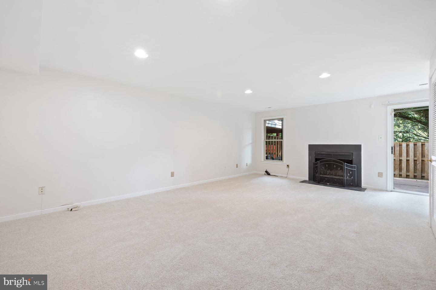 5321 BUXTON CT, ALEXANDRIA, Virginia 22315, 3 Bedrooms Bedrooms, ,3 BathroomsBathrooms,Residential,For sale,5321 BUXTON CT,VAFX2261930 MLS # VAFX2261930