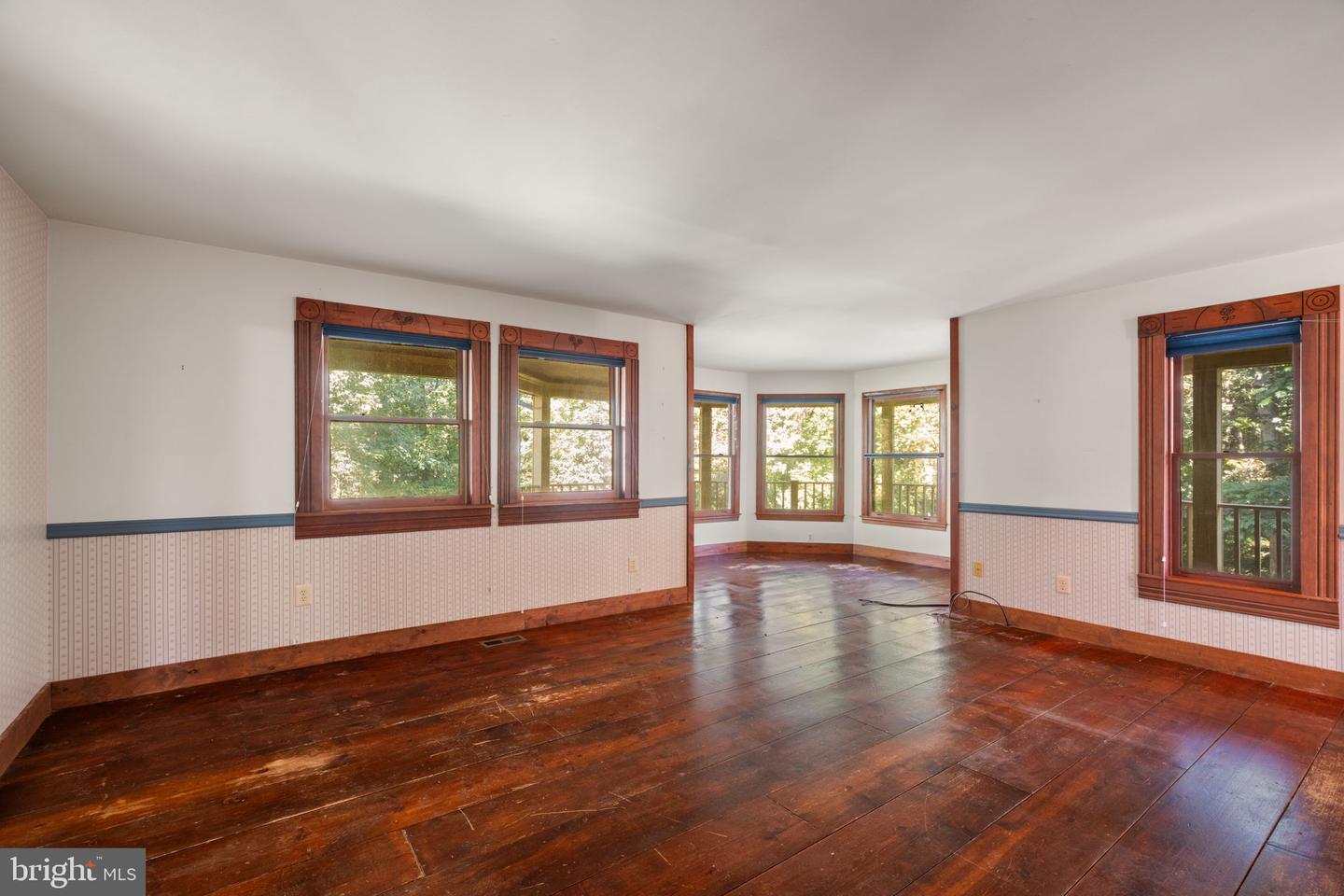 35454 CHERRY GROVE LN, ROUND HILL, Virginia 20141, 3 Bedrooms Bedrooms, ,2 BathroomsBathrooms,Residential,For sale,35454 CHERRY GROVE LN,VALO2105044 MLS # VALO2105044