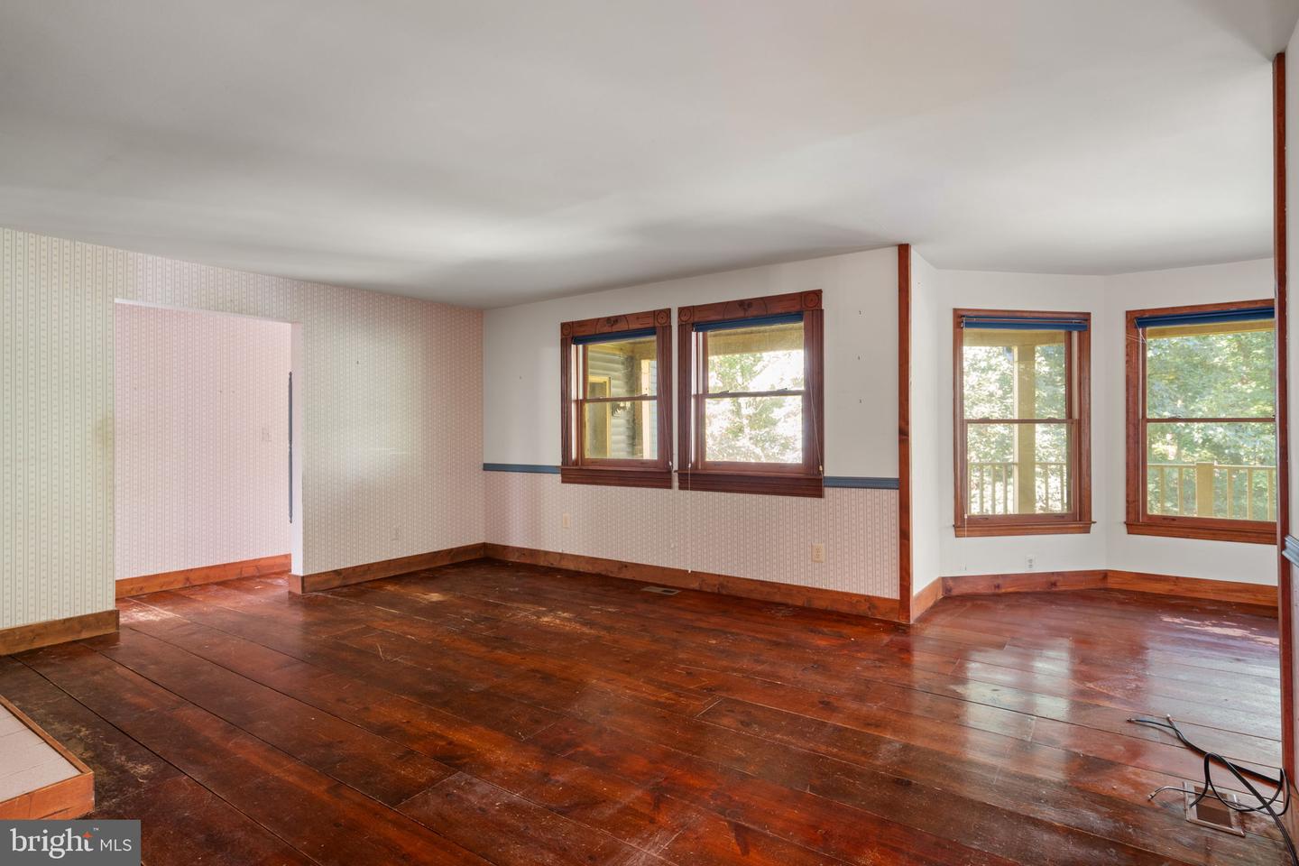 35454 CHERRY GROVE LN, ROUND HILL, Virginia 20141, 3 Bedrooms Bedrooms, ,2 BathroomsBathrooms,Residential,For sale,35454 CHERRY GROVE LN,VALO2105044 MLS # VALO2105044