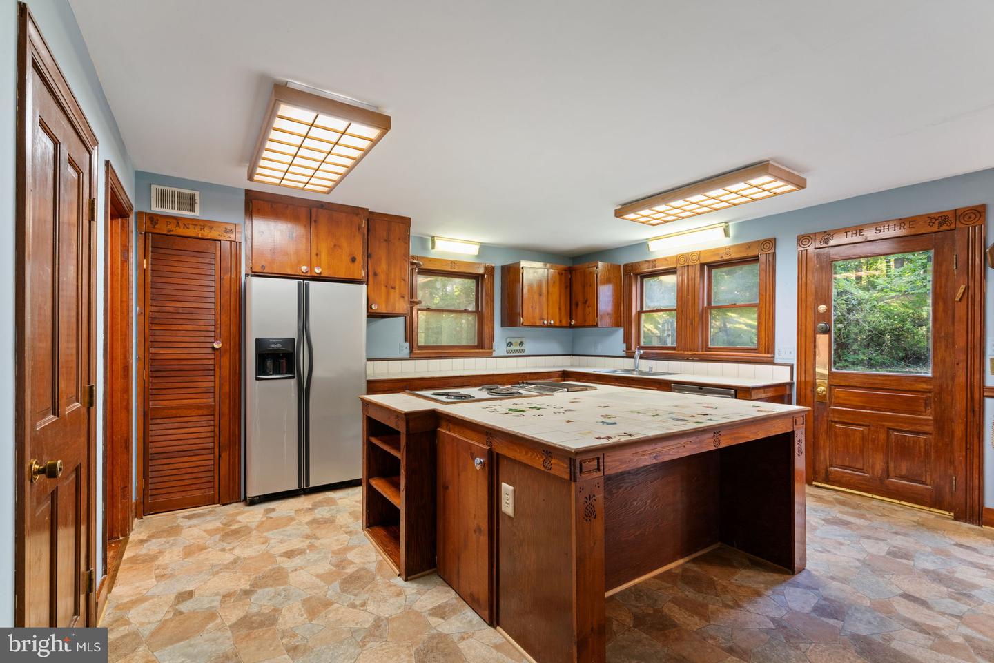 35454 CHERRY GROVE LN, ROUND HILL, Virginia 20141, 3 Bedrooms Bedrooms, ,2 BathroomsBathrooms,Residential,For sale,35454 CHERRY GROVE LN,VALO2105044 MLS # VALO2105044