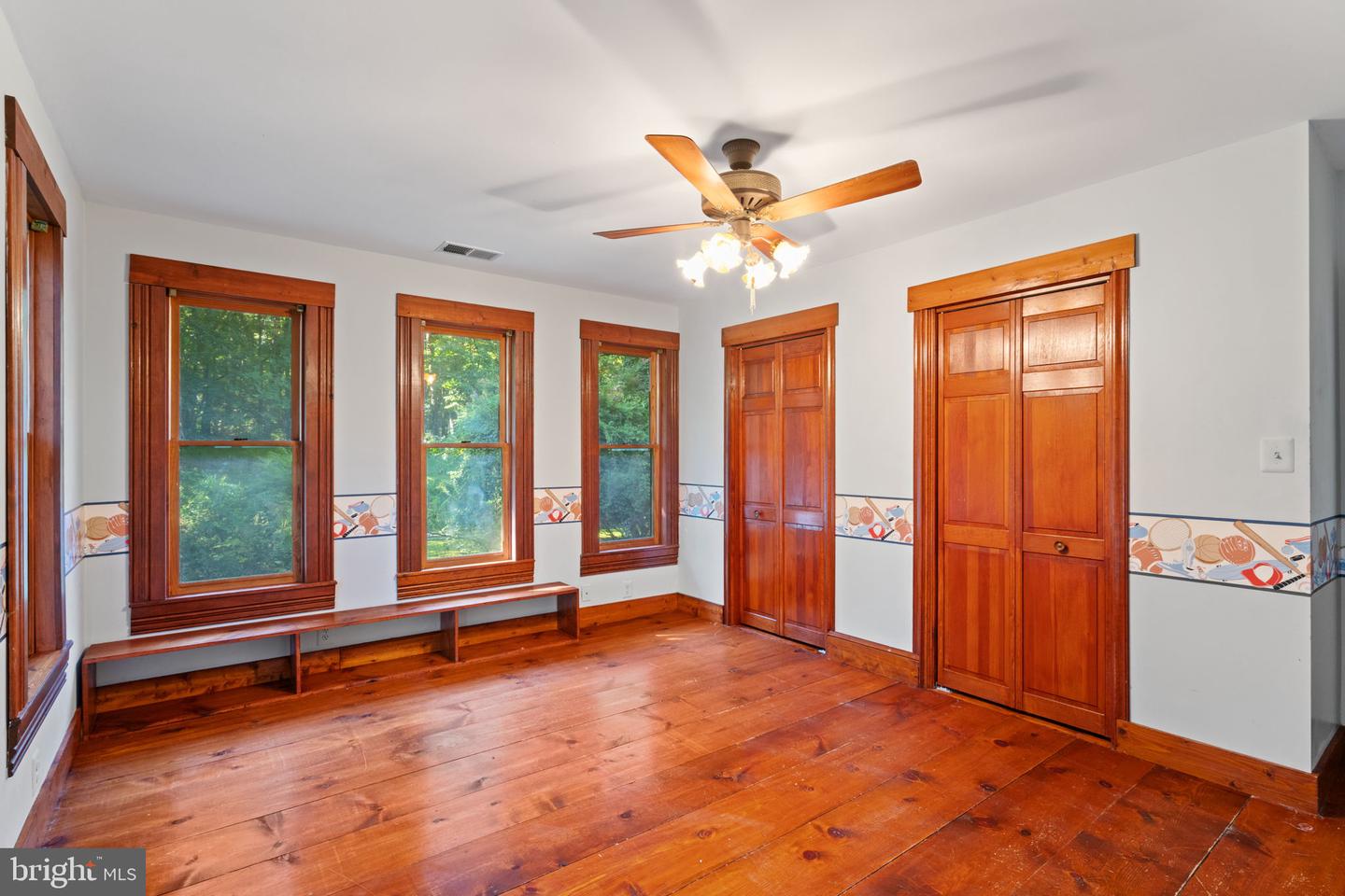35454 CHERRY GROVE LN, ROUND HILL, Virginia 20141, 3 Bedrooms Bedrooms, ,2 BathroomsBathrooms,Residential,For sale,35454 CHERRY GROVE LN,VALO2105044 MLS # VALO2105044