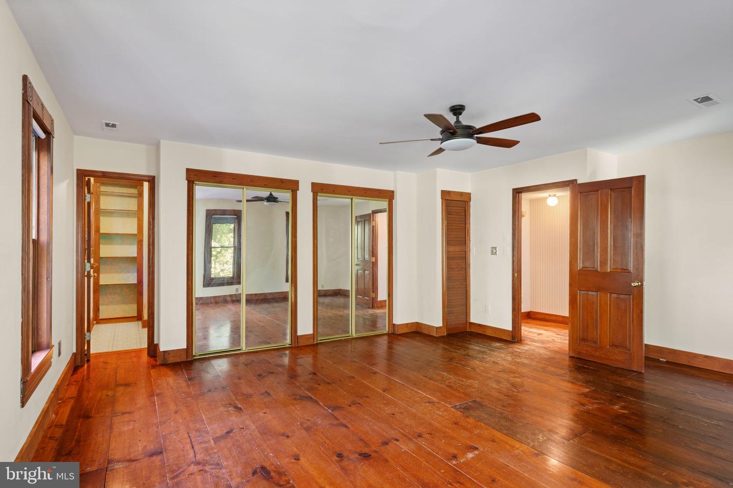 35454 CHERRY GROVE LN, ROUND HILL, Virginia 20141, 3 Bedrooms Bedrooms, ,2 BathroomsBathrooms,Residential,For sale,35454 CHERRY GROVE LN,VALO2105044 MLS # VALO2105044
