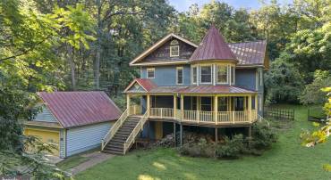 35454 CHERRY GROVE LN, ROUND HILL, Virginia 20141, 3 Bedrooms Bedrooms, ,2 BathroomsBathrooms,Residential,For sale,35454 CHERRY GROVE LN,VALO2105044 MLS # VALO2105044