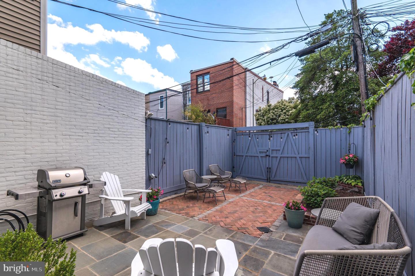 611 F ST NE, WASHINGTON, District Of Columbia 20002, 3 Bedrooms Bedrooms, ,2 BathroomsBathrooms,Residential,For sale,611 F ST NE,DCDC2216326 MLS # DCDC2216326