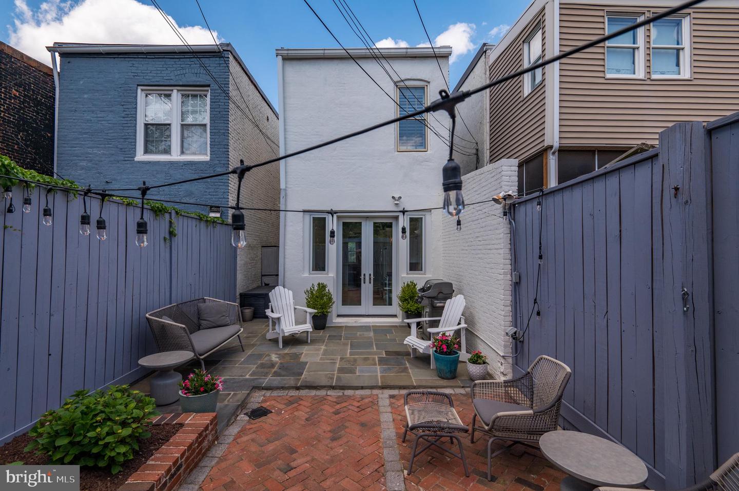 611 F ST NE, WASHINGTON, District Of Columbia 20002, 3 Bedrooms Bedrooms, ,2 BathroomsBathrooms,Residential,For sale,611 F ST NE,DCDC2216326 MLS # DCDC2216326