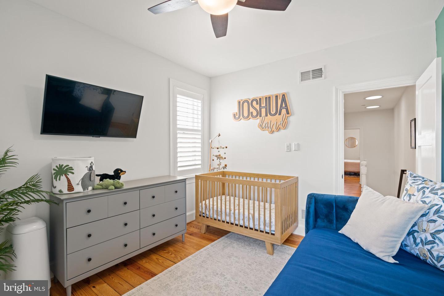 611 F ST NE, WASHINGTON, District Of Columbia 20002, 3 Bedrooms Bedrooms, ,2 BathroomsBathrooms,Residential,For sale,611 F ST NE,DCDC2216326 MLS # DCDC2216326