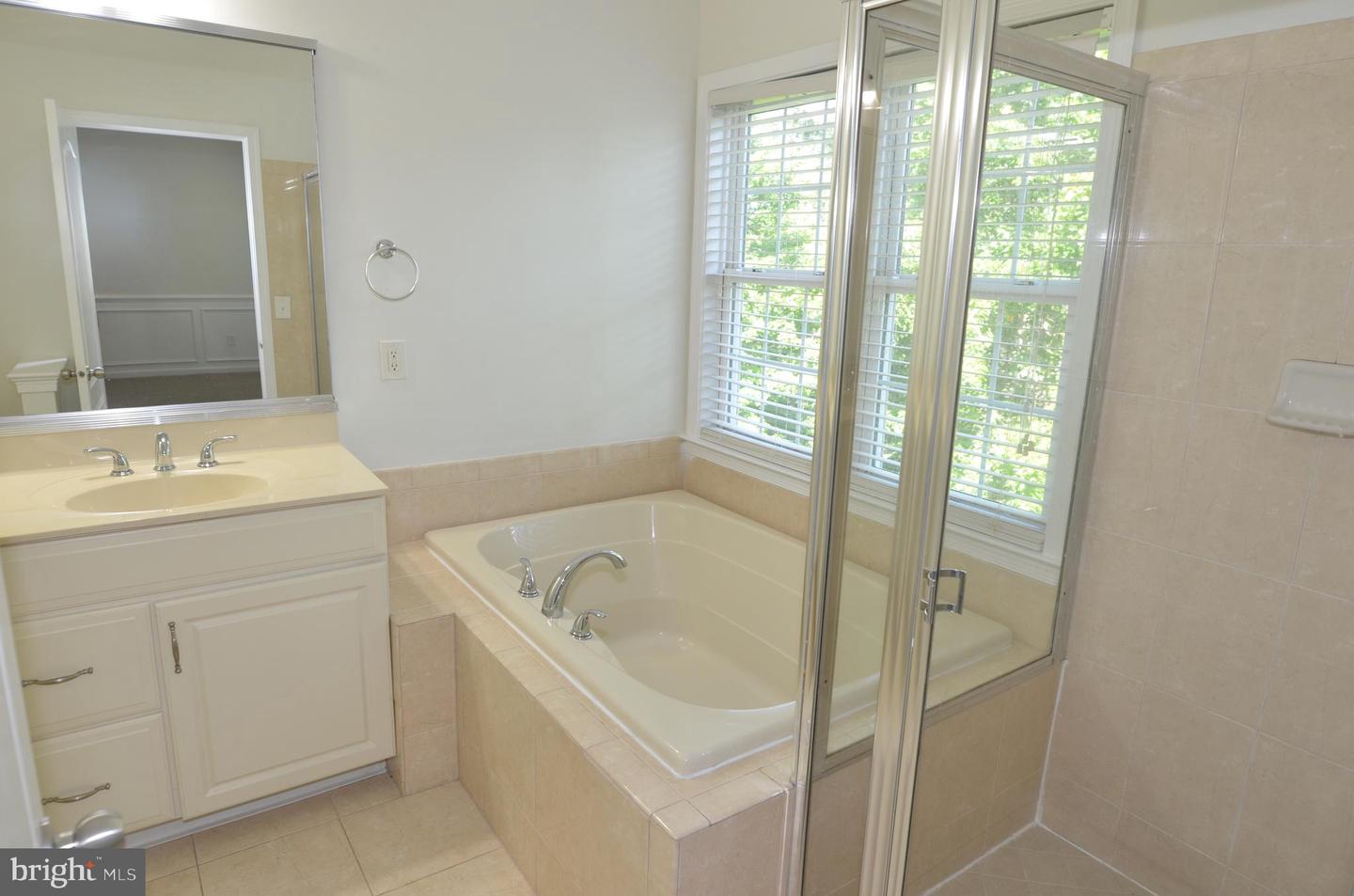 5636 ARROWFIELD TER, HAYMARKET, Virginia 20169, 4 Bedrooms Bedrooms, ,3 BathroomsBathrooms,Residential,For sale,5636 ARROWFIELD TER,VAPW2102246 MLS # VAPW2102246