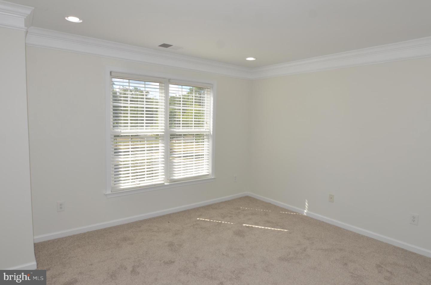 5636 ARROWFIELD TER, HAYMARKET, Virginia 20169, 4 Bedrooms Bedrooms, ,3 BathroomsBathrooms,Residential,For sale,5636 ARROWFIELD TER,VAPW2102246 MLS # VAPW2102246